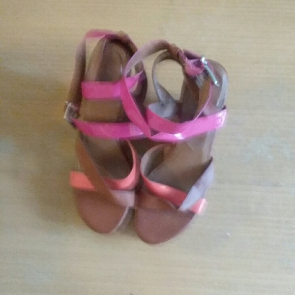 Sandals - Picture 2 of 2